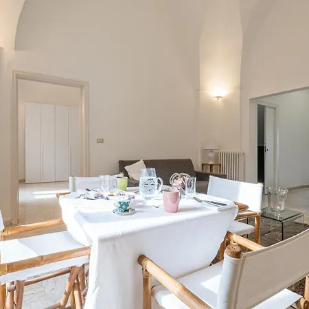 Dimora Cece 別荘 フランカヴィッラ・フォンターナ